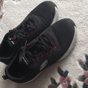 Sketchers Air Cooled Memory Foam Running Shoes